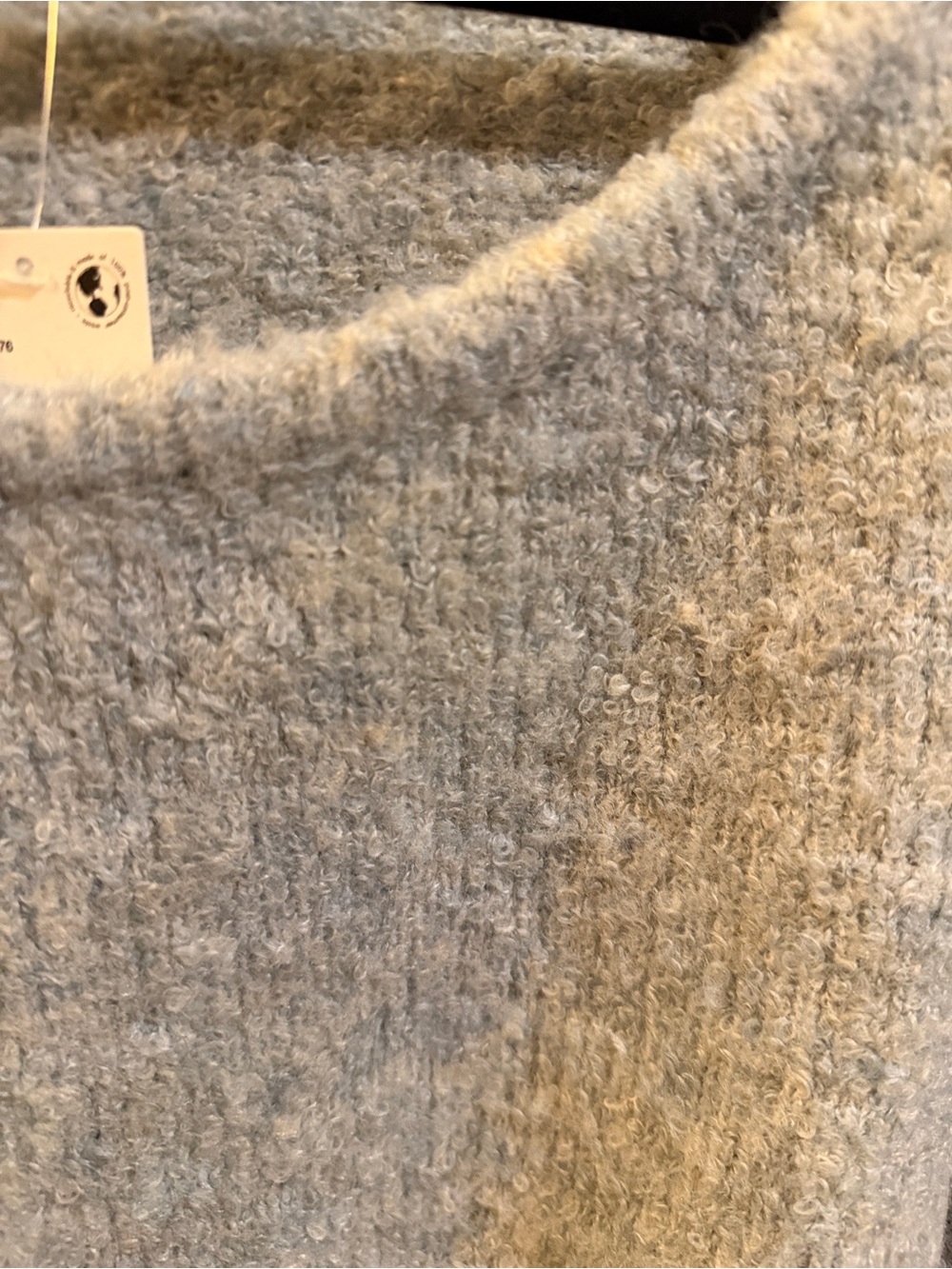 NWT Kimchi Blue Juniper Cropped Sweater Size Medium Off Shoulder Bouclé - Picture 5 of 11